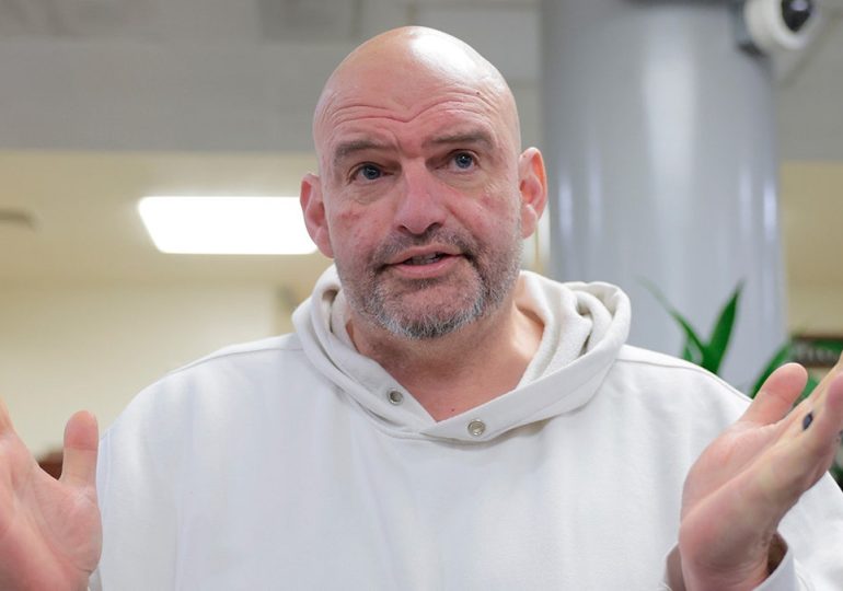 Fetterman loses two top staffers as he makes waves by bucking Democratic Party