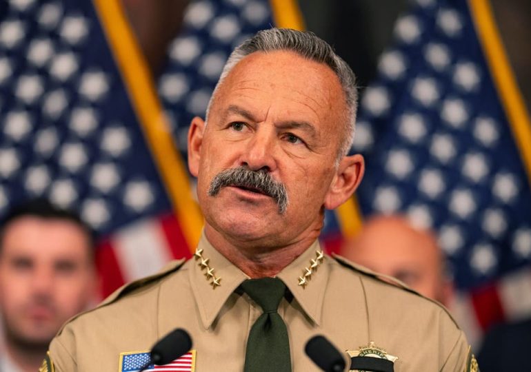 Trump supporting California sheriff to launch GOP run for governor in race to succeed Newsom: sources