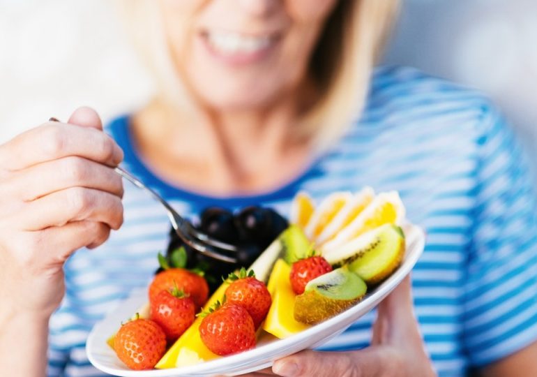 Healthy eating in middle age has this key longevity benefit