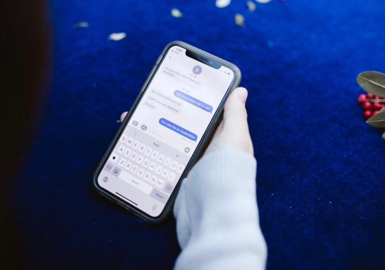 How to restore a deleted text message on iPhone