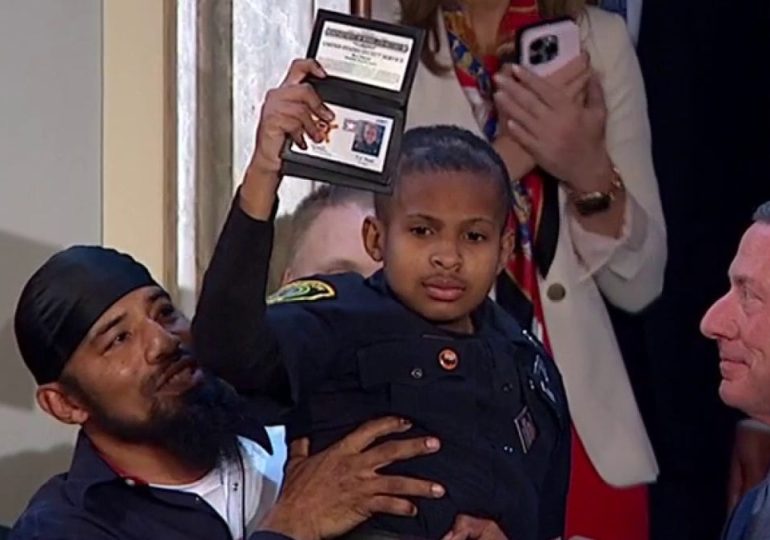 President Trump appoints boy battling cancer as honorary Secret Service agent: 'Biggest honor of them all'