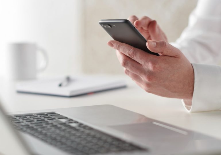 5 AI prompts to put serious money in your pocket