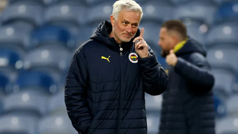 Jose Mourinho makes UEFA Conference League final prediction