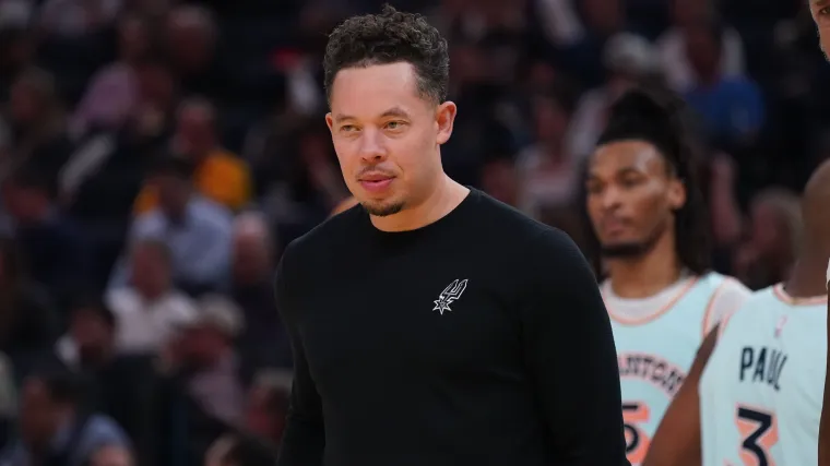 Spurs hire assistant Mitch Johnson as head coach, successor to legendary Gregg Popovich