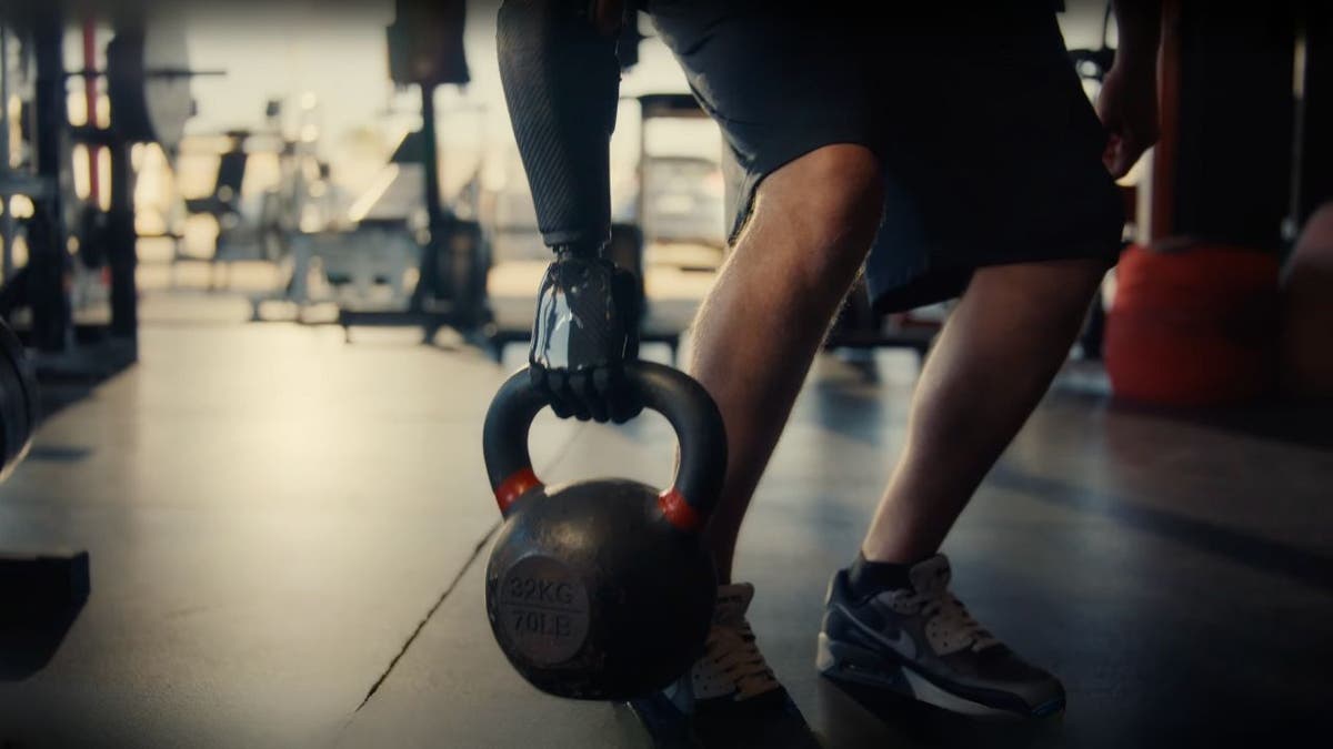 World’s first touch-sensing bionic hand with lightning-fast response