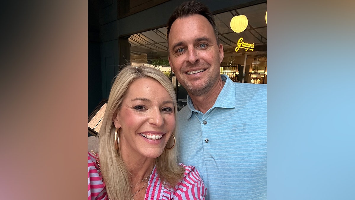 Steven, McKenzie, Blakely, Brooks, Beth. In a remarkable story of selflessness and hope, two former high school classmates who hadn't spoken in over 20 years are now forever connected through the gift of life. After a stage four colon cancer diagnosis, Steven Register, 42, a former professional baseball player who is now self-employed and lives in Auburn, Alabama, turned to a liver transplant as his best hope for survival. His wife Beth, 41, also self-employed, supported him through surgeries and helped spread the word on social media in search of a living donor. Steven’s former high school friend Kristin Johnston, 40, a preschool teacher in Roswell, Georgia, stepped forward to offer part of her liver.