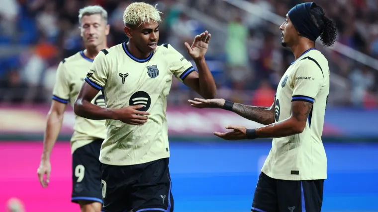 Barcelona star urged to leave club for move to Saudi league