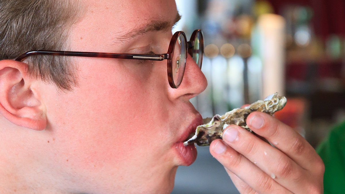 Deaths linked to Louisiana oysters contaminated with deadly bacteria