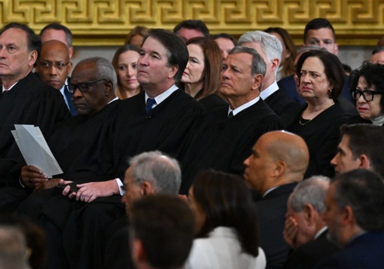 Supreme Court declines to block Mississippi social media age-restriction law, for now