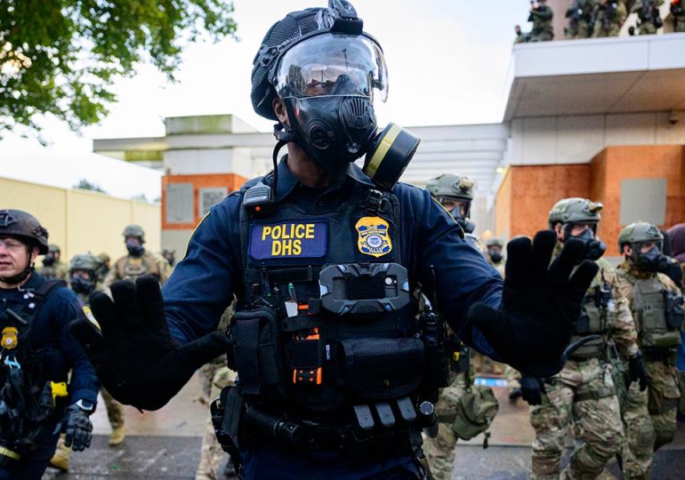 Trial begins over Trump's fight to deploy National Guard troops to Oregon