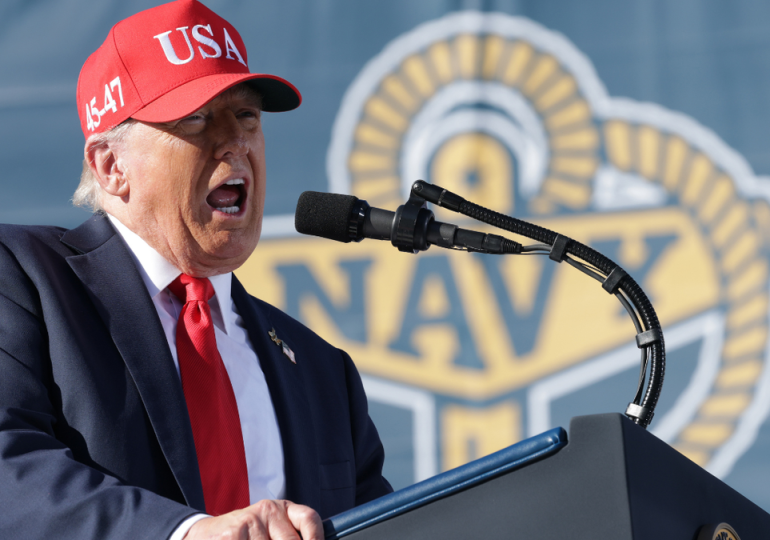 Trump tells troops 'every last penny' coming despite ongoing government shutdown affecting military pay