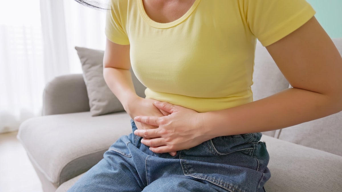Woman with stomach pain - colon cancer