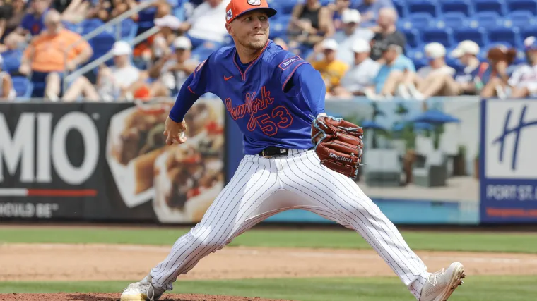 Marlins sign former Mets pitcher in free agency