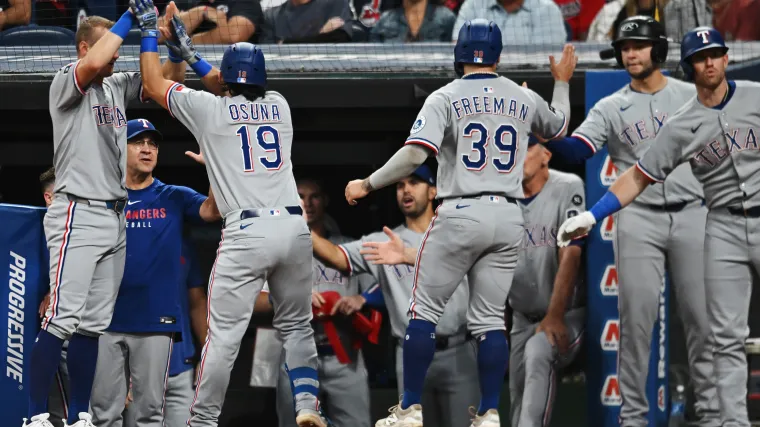 Rangers get C+ grade for unexpected veteran trade