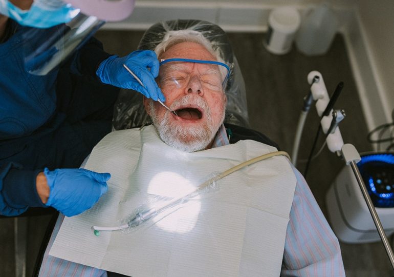 Treating gum disease could reduce risk of heart attacks and strokes, study suggests