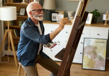 Creative hobbies keep the brain young, study finds; here are the best ones to pursue