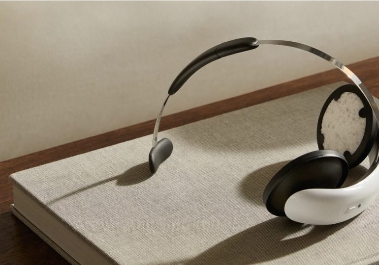 FDA clears first at-home brain device for depression