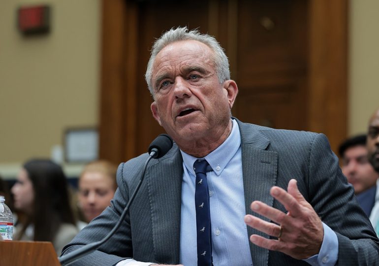 Federal officials to halt more than $10B in funding to 5 states over non-citizen benefit concerns: report