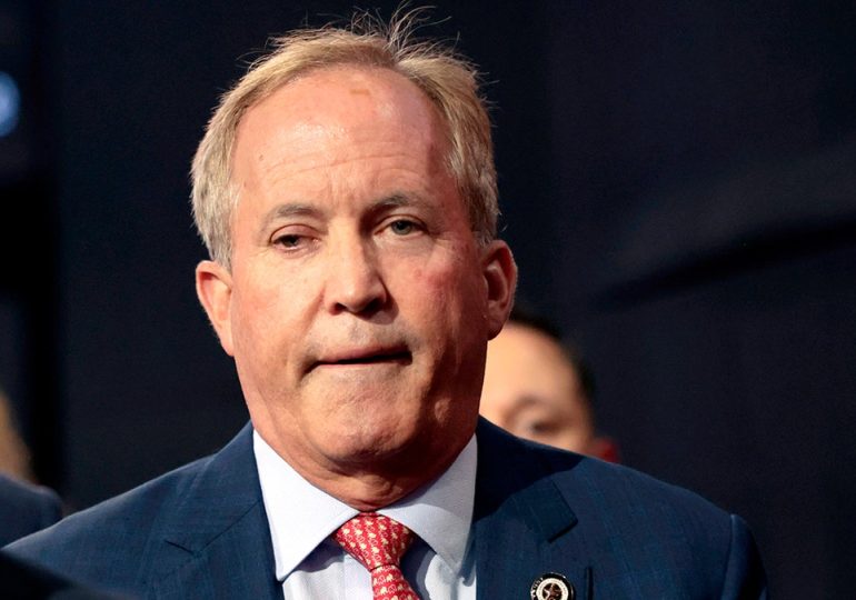 San Antonio ends its abortion travel fund after new state law, legal action