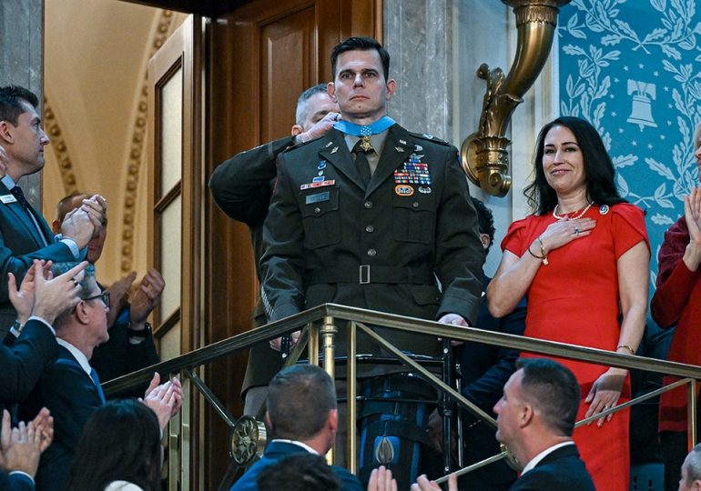 Trump awards back-to-back Medals of Honor during State of the Union address