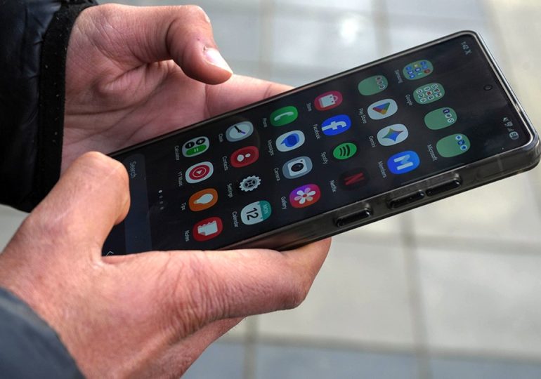 Android fixes 129 security flaws in major phone update