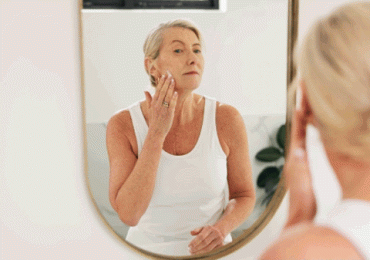 The real reason for sagging jowls, and what will and won't help, according to an expert