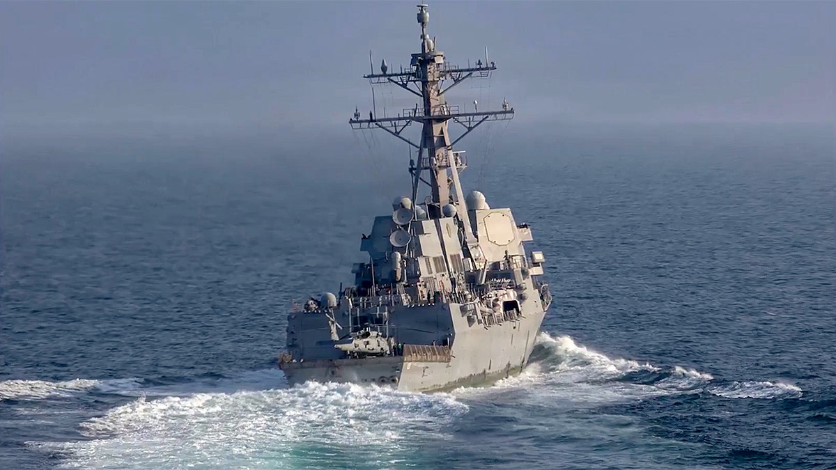 US ship patrols Strait of Hormuz