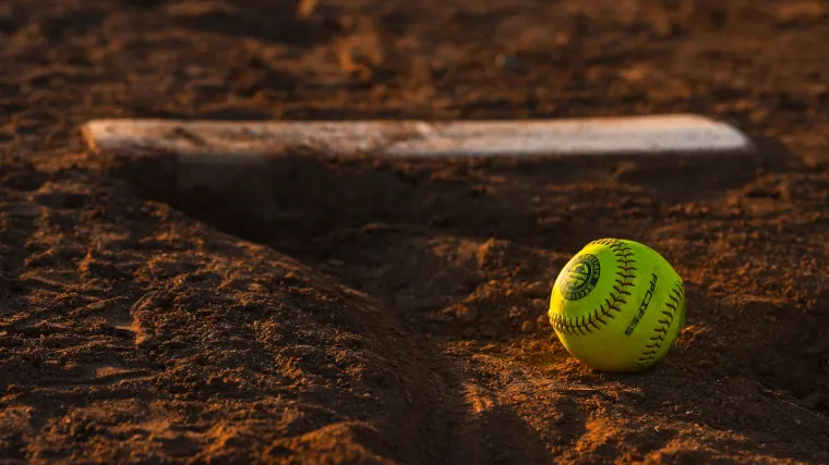 Live updates, score for California's CIF San Francisco AAA softball championship; Lowell vs. Washington