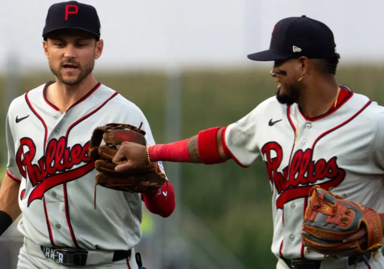 Phillies get Luis Arraez free agent prediction that proves they lost Giants trade